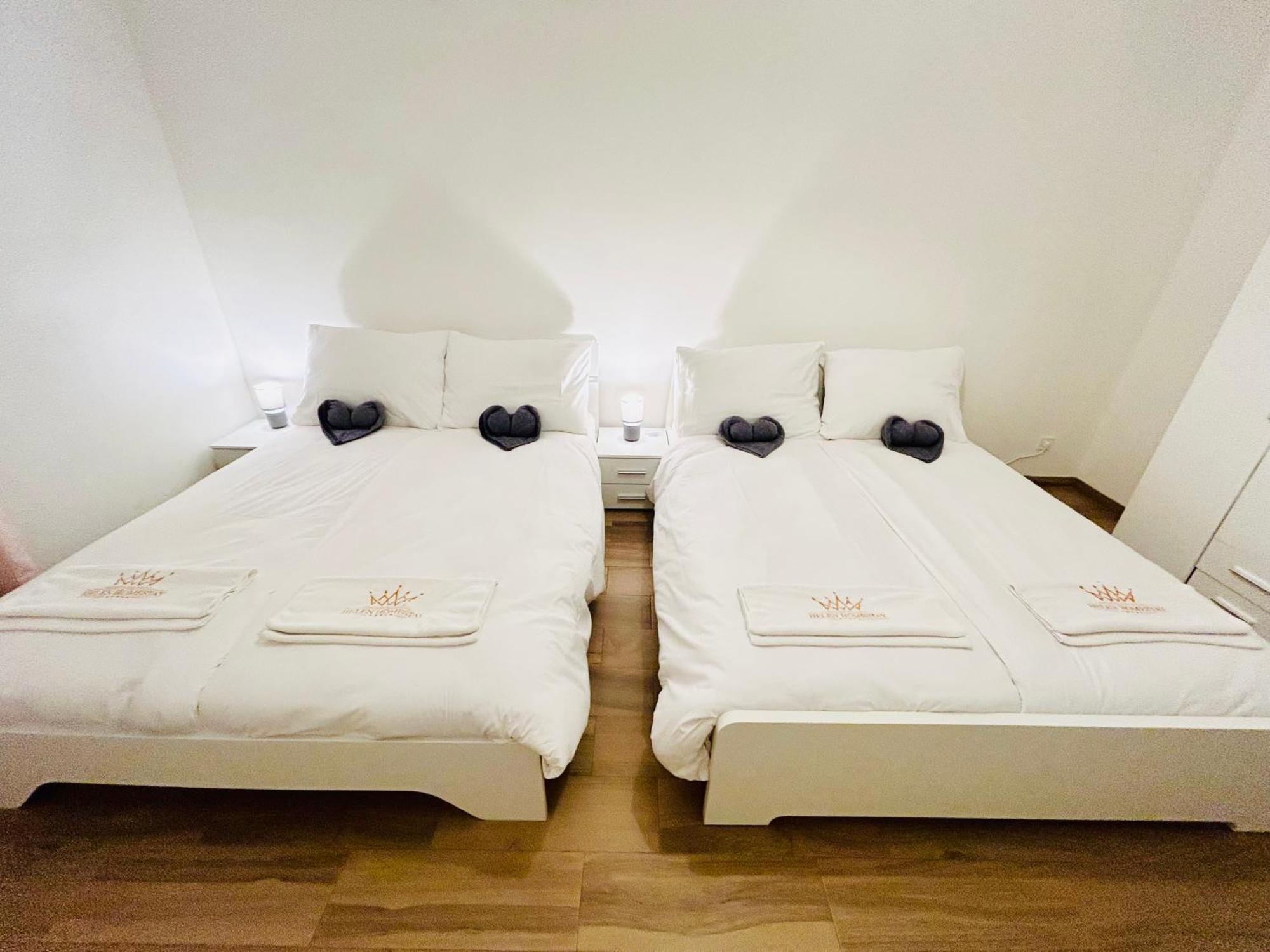 New Design & Style Apartments 50M From Wenceslas Square Praga Exterior foto